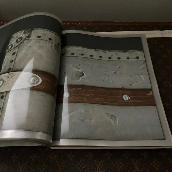 LOUIS VUITTON EXPOSITION COFFEE TABLE BOOK